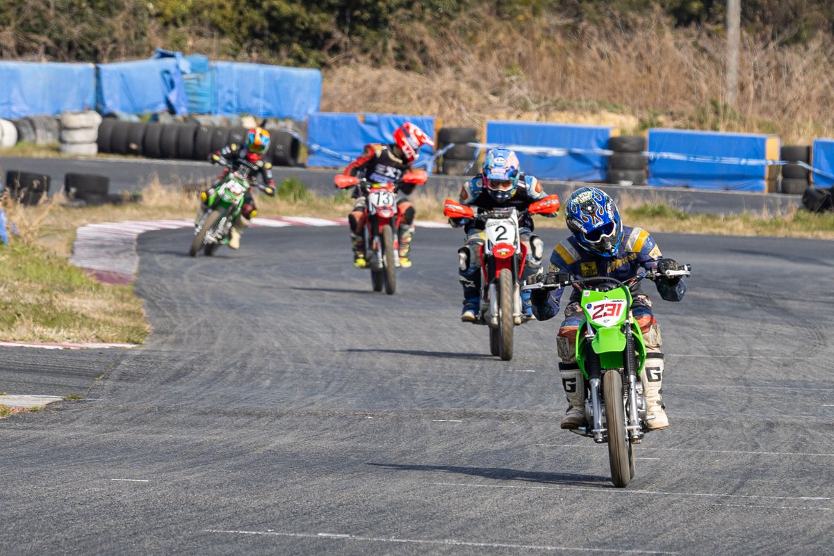 むらた tweet media