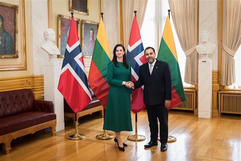 Stortinget tweet media