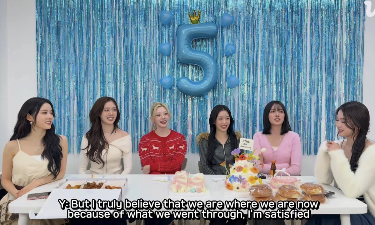 iconicstayc tweet media