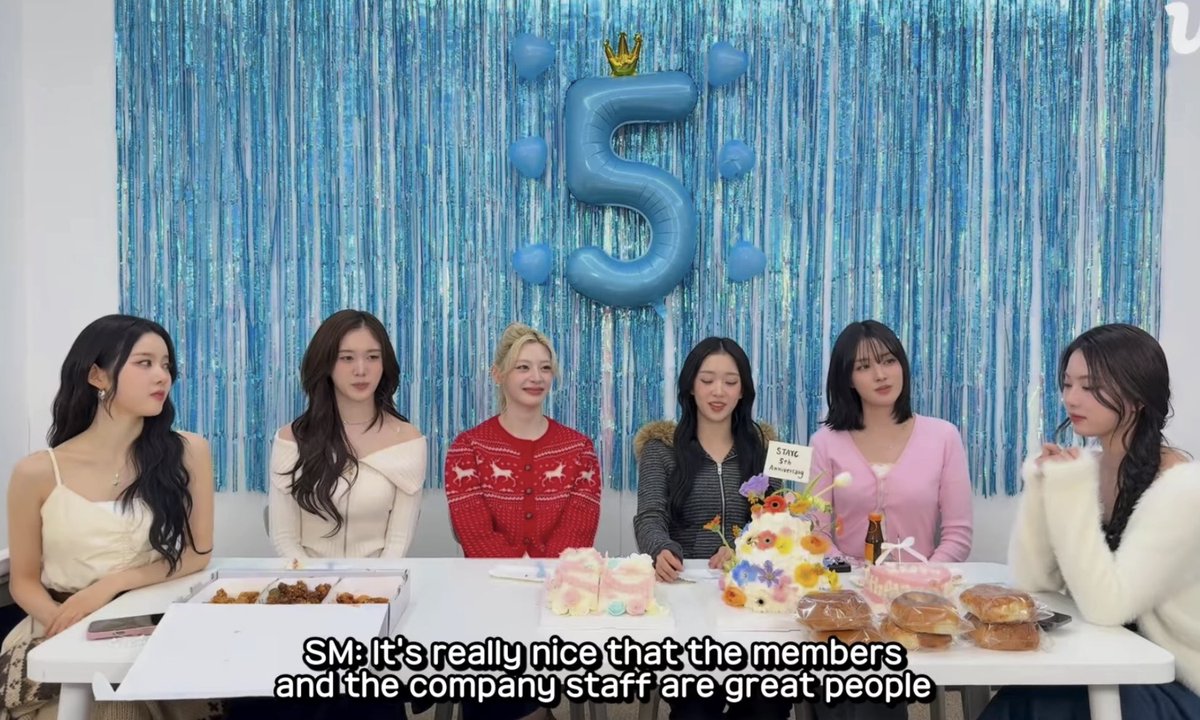 iconicstayc tweet media