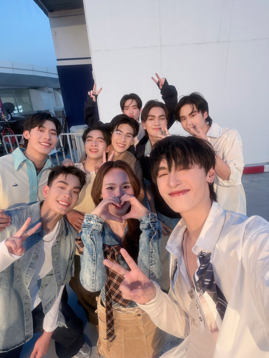 จูนววม tweet media