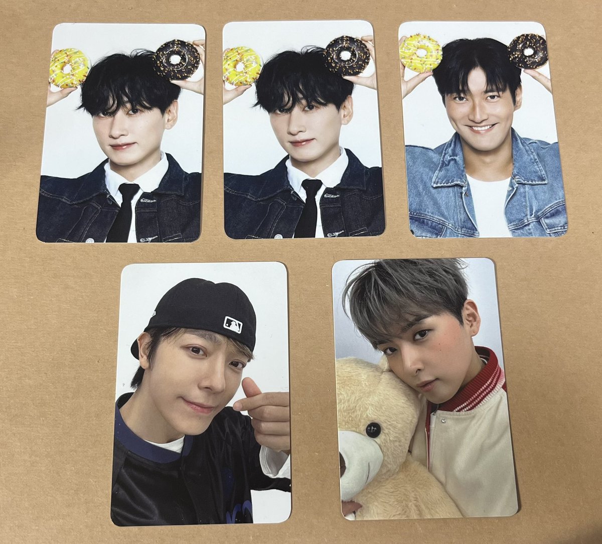 SUPERJUNIOR  SEASON'S GREETINGS
ランダムトレカ　ラントレ　トレカ　シーグリ MD SJ super junior

Bver.

【譲】　画像
ウニョク、ドンヘ、シウォン、リョウク

【求】　同種　ドンヘ＞イェソン
ドンヘはもう1種類のセルカドンヘのみ

都内手渡し、郵送
DM、リプお待ちしております🙇‍♀️