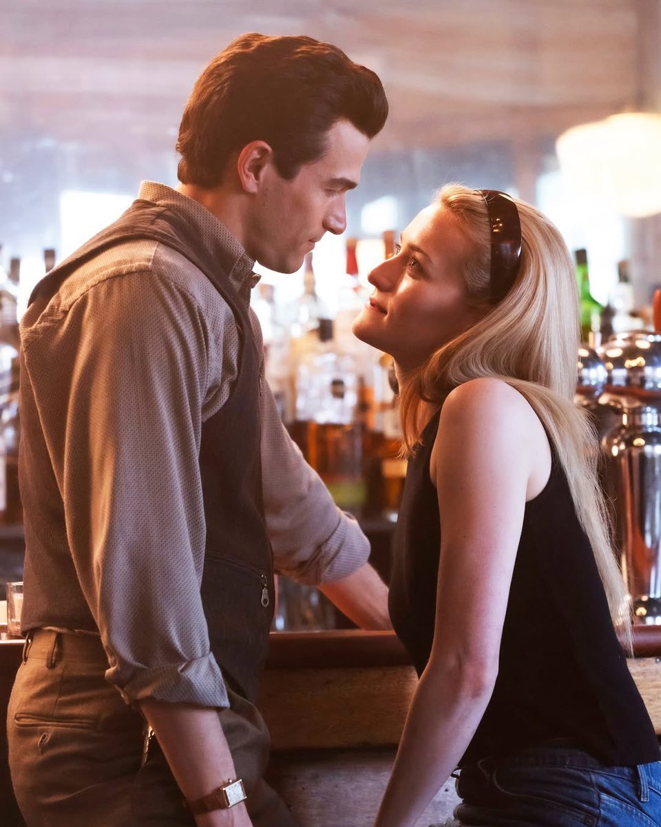 Sarah | fan account tweet media