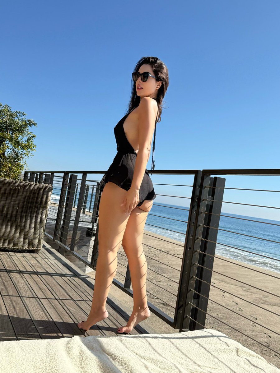 Camille Raye tweet media