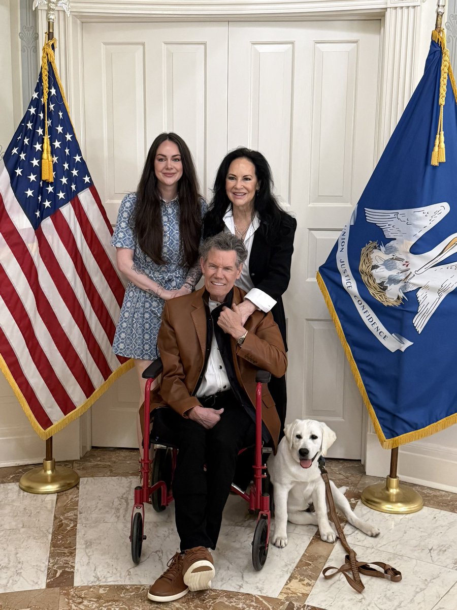 Governor Jeff Landry tweet media