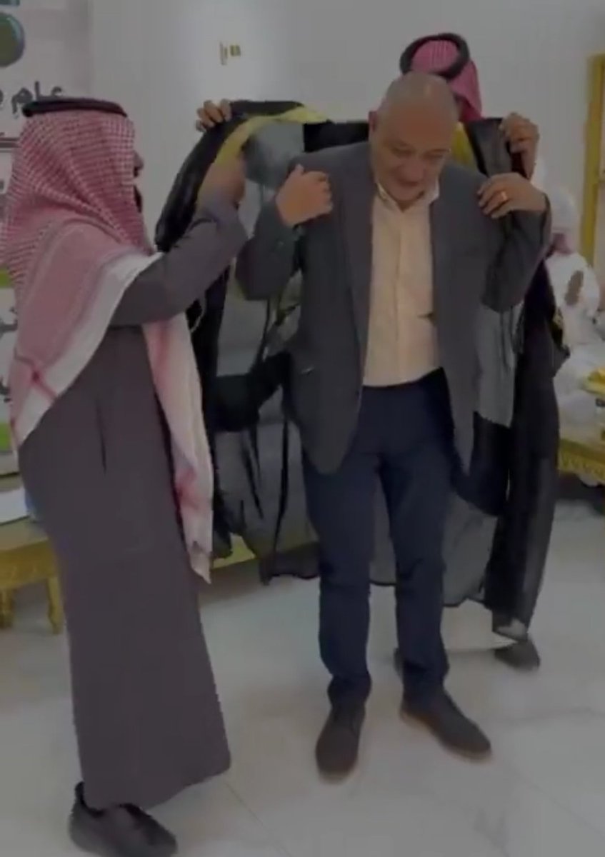 𝐋𝐄𝐆𝐄𝐍𝐃 tweet media