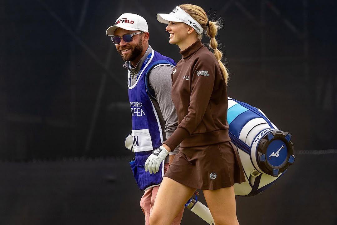 oliviaccowan's tweet photo. Top 10 at @aigwomensopen 🙌🏼 Great experience playing close to home this week &amp; so grateful for all the friends and family that came out to support me. Thanks to @takashi.tourcaddie for all the laughs &amp; getting me around the course this week too !! #topcaddy #44 https://t.co/m9VfUmHzLl