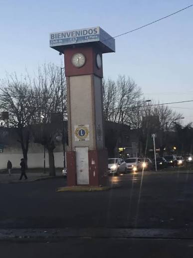 sofichutes hollander fan account tweet media