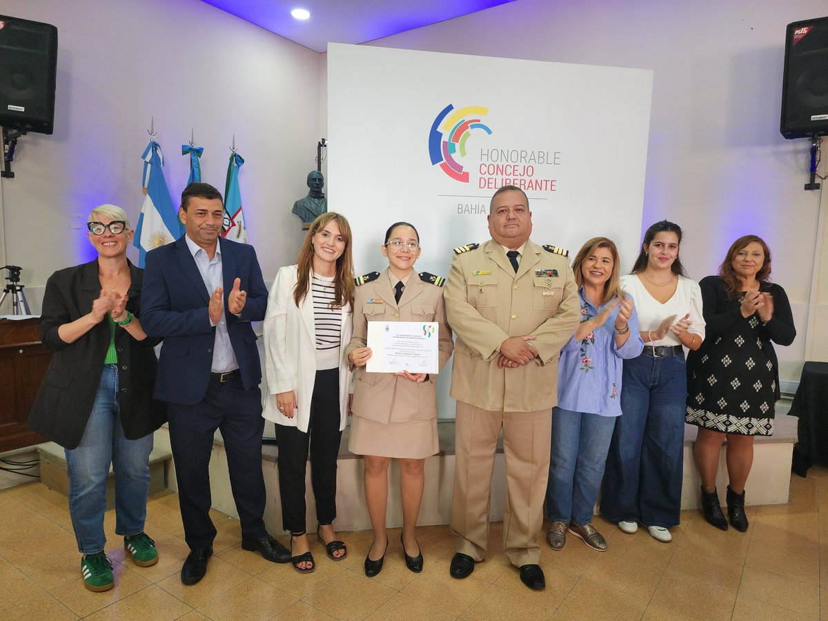 EMILIANO (EAP) tweet media