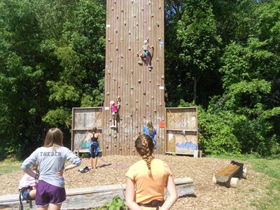 LALALAND tweet media