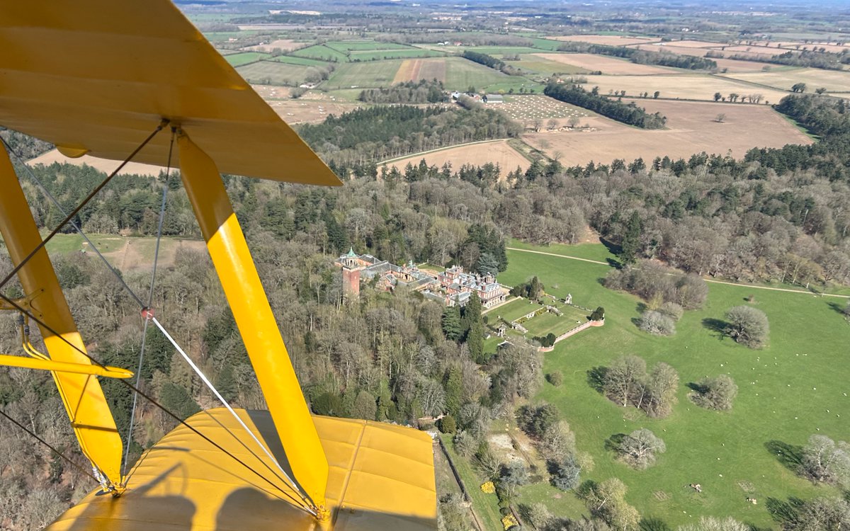 FHExperiences's tweet image. Yesterday's mission - to deliver a yellow Tiger Moth for her Annual maintenance... and what a glorious day on which to enjoy Norfolk from an open-cockpit biplane 🙂
#Norfolk #biplane #views
