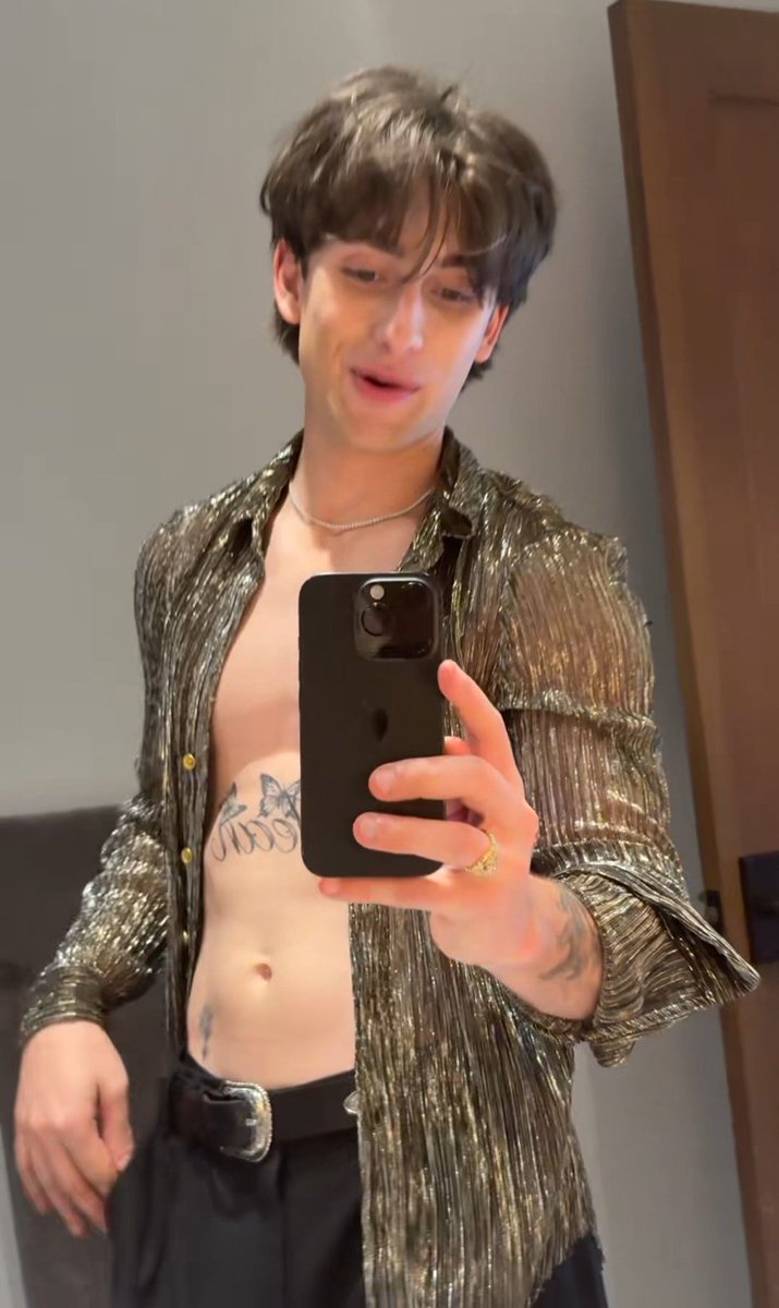 ᴛʜɪʀꜱᴛʙʏꜱᴇʙ tweet media