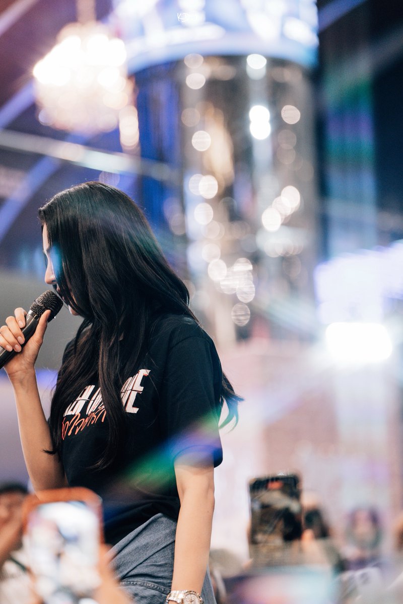 𝐾𝐷 ◡̈ tweet media