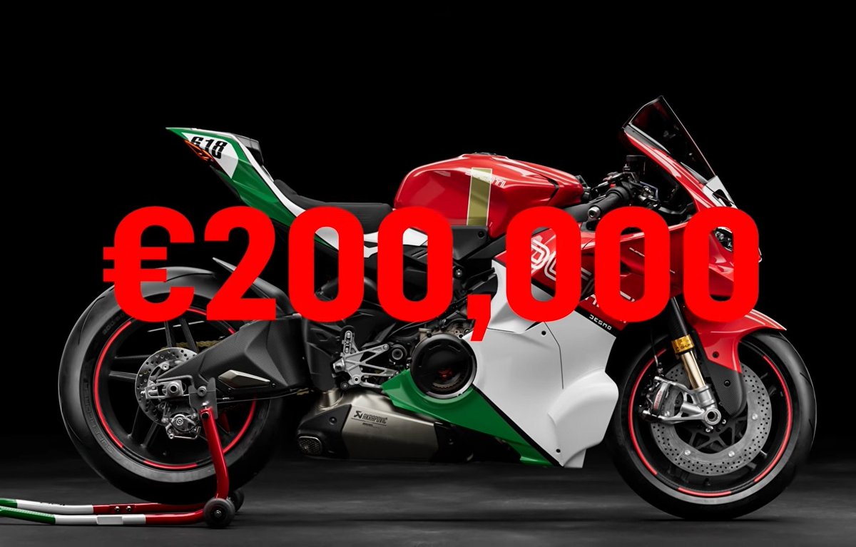 Moto2T / NSR500 and YZR500 replicas tweet media