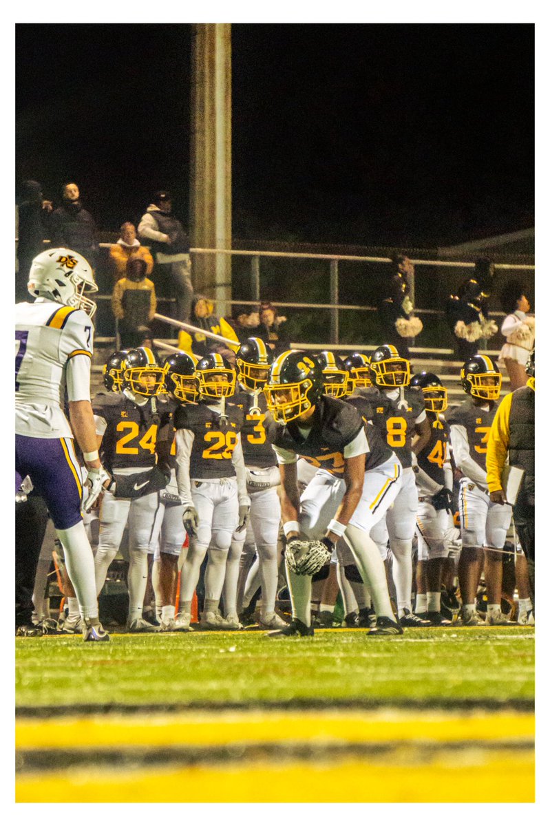 FlemDarryl10's tweet photo. I will be visiting The University Of Louisville today!! @vincemarrow @deionbranch84 @JeffBrohm @smsbacademy @CoachBlackwell_ @KC_CoachTP @AllenTrieu https://t.co/GCxt7Ka5ke