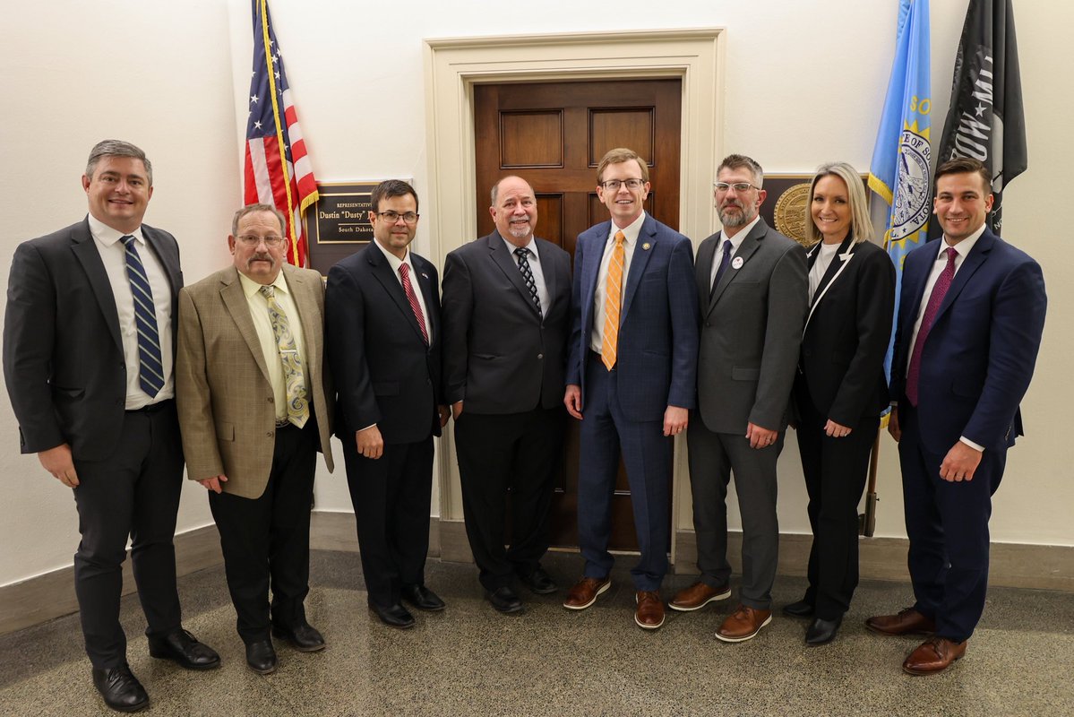 Rep. Dusty Johnson tweet media