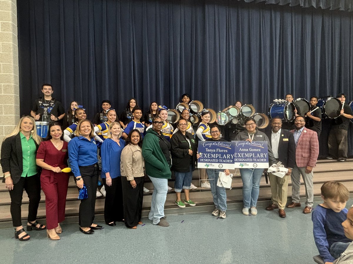 ChannelviewISD's tweet photo. Congratulations to Anna Gomez and 
Tanya Flores from @CISDDeZavala for earning Teacher Incentive Allotment! https://t.co/Ypw2yXXukz