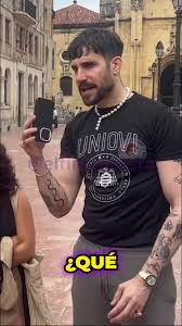 MonoRojo tweet media