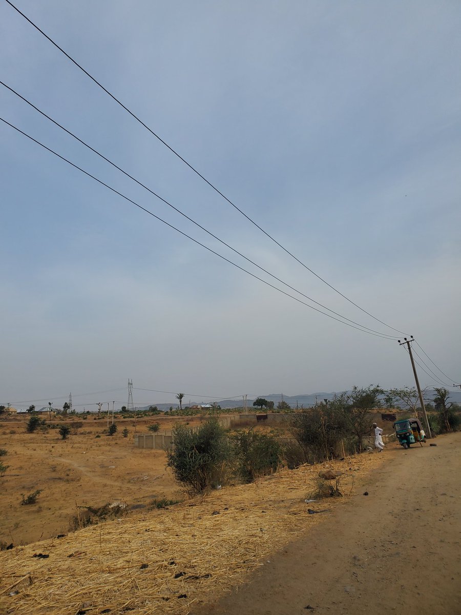 Jude_dashe's tweet photo. Bukuru, Plateau State to Bauchi state (Babale)… even touched the “Welcome to Bauchi” sign before my phone went off 😅

📍 26.63 km (but we know it was closer to 30km+)
⏱️ 2:01:08
⚡ 4:33/km avg pace
⛰️ 169 m elevation gain

Second fastest half marathon, multiple distance PR's https://t.co/9PqwmdtlGy