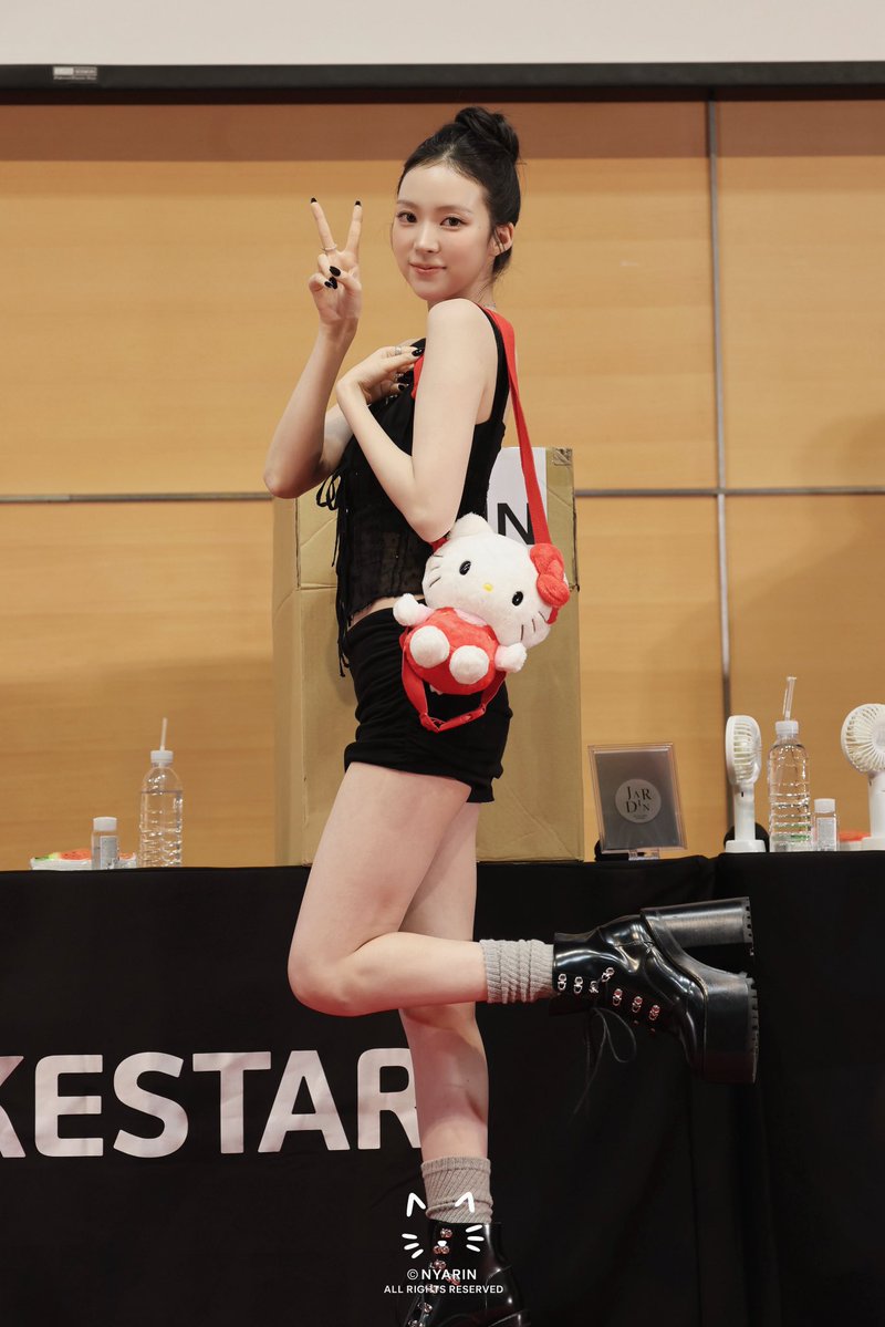 𝗡𝗬𝗔𝗥𝗜𝗡 tweet media