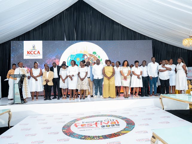 𝑻𝒐𝒏𝒏𝒚 𝑩𝒂𝒏𝒛 🦅 tweet media