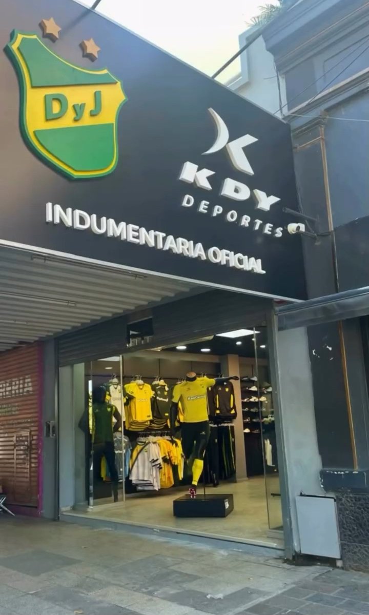 PLANETA DEFENSA tweet media