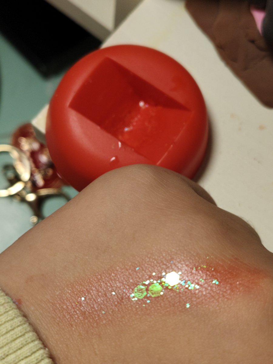 Dinh Trinh Tung tweet media