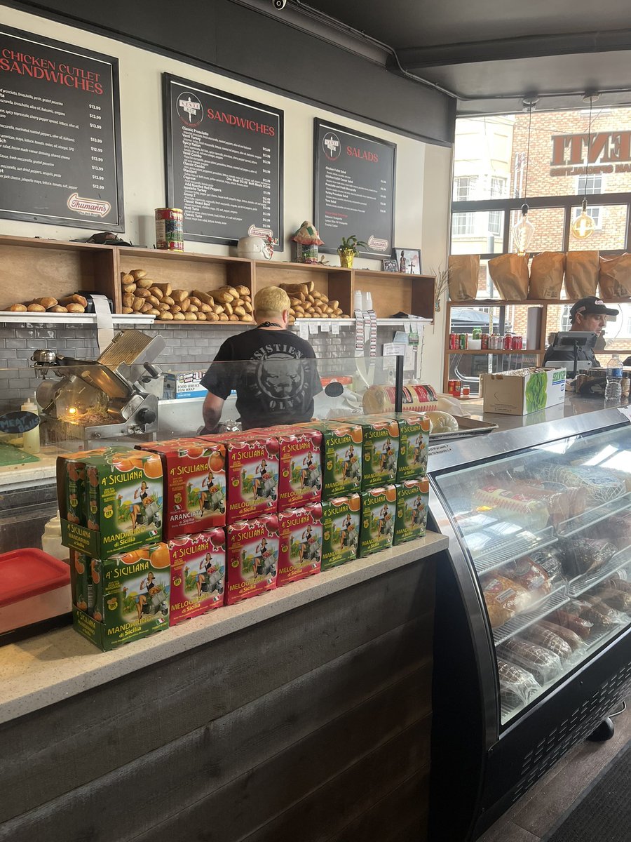 SammyP3nsick's tweet photo. 📍 Venti Italian specialties 🔥 🥖 Jersey city, NJ https://t.co/FNNGhQjz5B