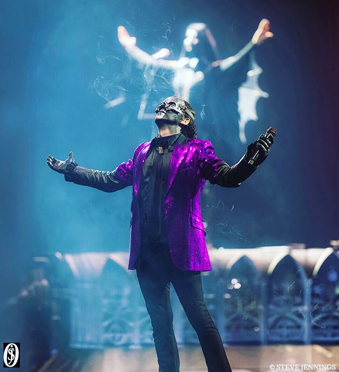 ria 🧃| ghost fan or wateva tweet media