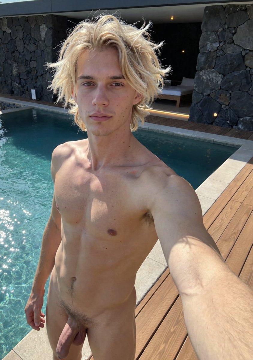 Blonde Noah tweet media