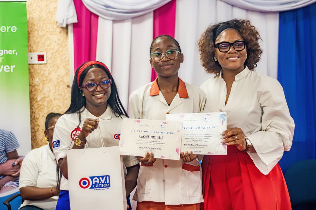 humanisphere's tweet photo. De la conférence à la finale du concours de poésie, Women Experience 2026 a fait résonner des voix fortes et inspirantes. 🩷💪🏾

Merci à toutes celles qui ont participé à cette belle aventure. La mission continue.

#WomenExperience2026 #AutonomisationDesFemmes #LeadershipFéminin #HumaniSphere