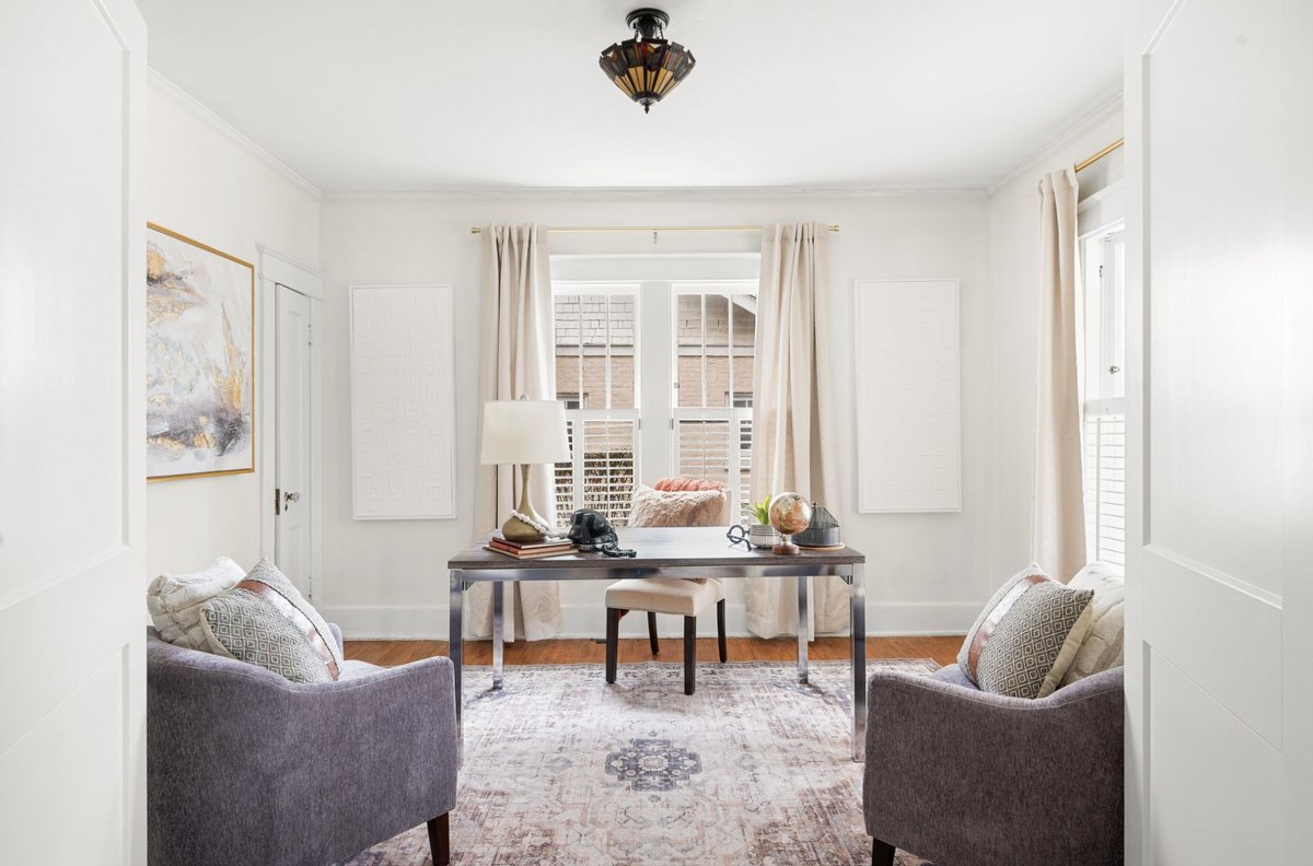 Great staging highlights a home’s best features and helps it stand out. Because details matter when it’s time to sell.
Check our website to learn more and for a free staging quote:
webbhomestaging.com/quote.html
Staging by Webb Home Staging, LLC. #staging #stagingsells #stagingtips