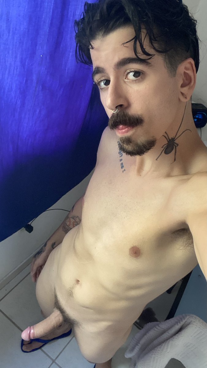 garotodaaranha 🔞 tweet media