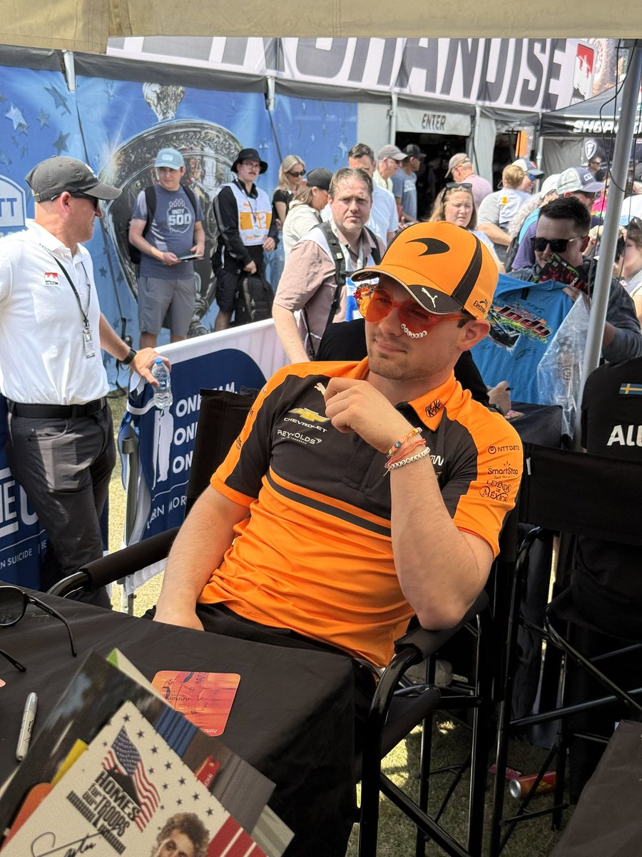 Arrow McLaren IndyCar Team tweet media