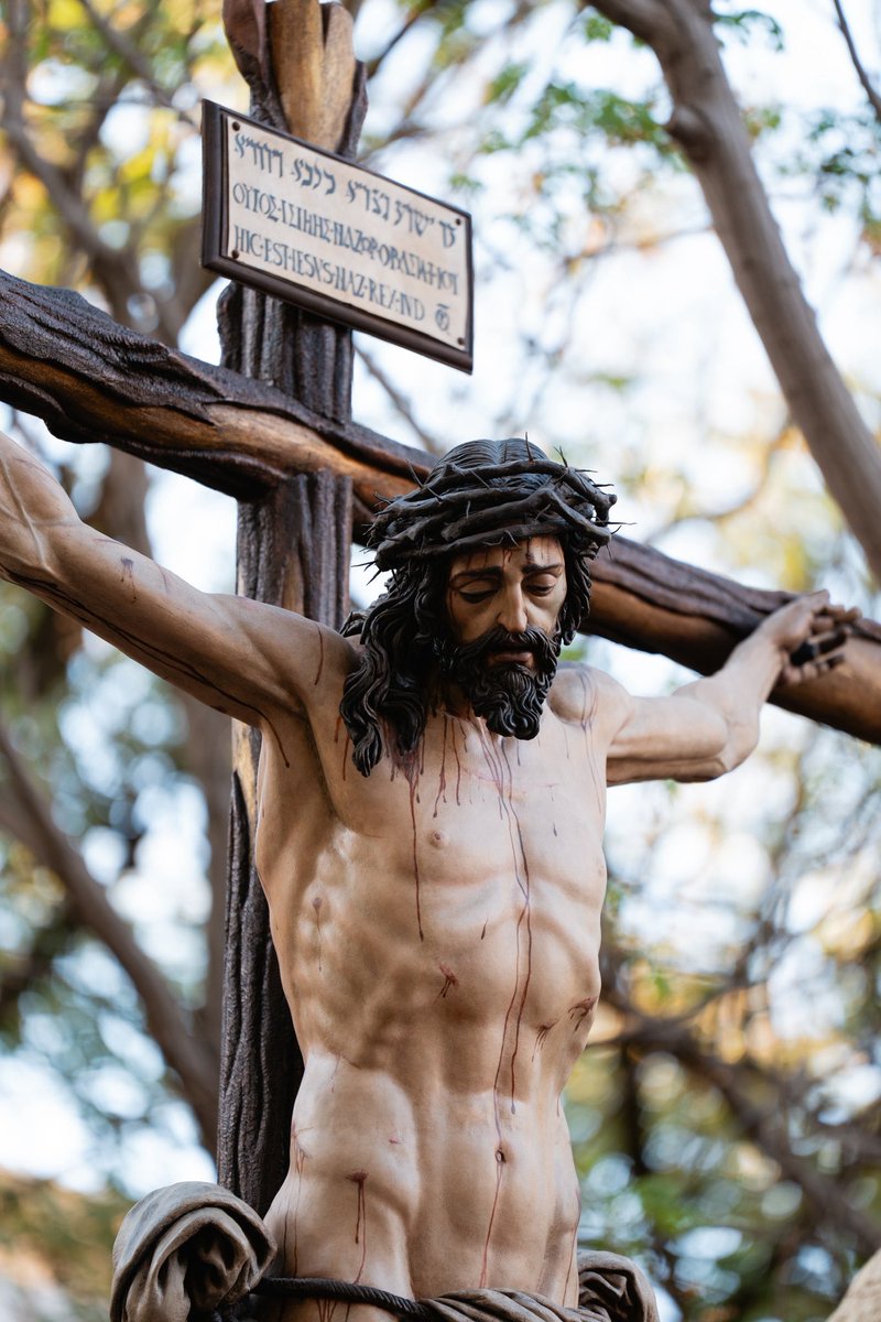BCTAngeles's tweet photo. Sigue el transcurrir del Santísimo Cristo de la Paz con Madre de Dios del Rosario y La Virgen de los Dolores

@pazmiseroch 

#AngelesdeSevilla
#SSantaAngeles26
#TDSCofrade https://t.co/vgEOwlW4w0