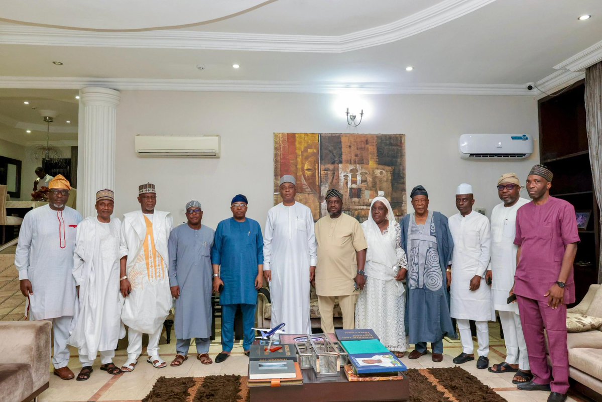 Dr. Abubakar Bukola Saraki tweet media