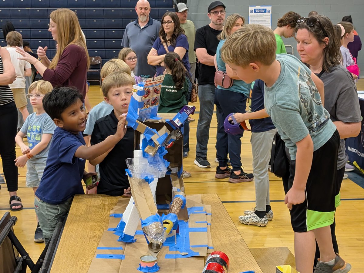 Deer Valley Unified School District tweet media