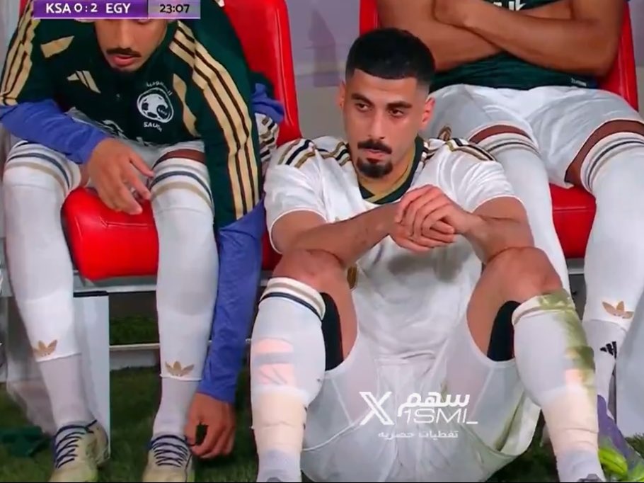 M E Hً ! tweet media