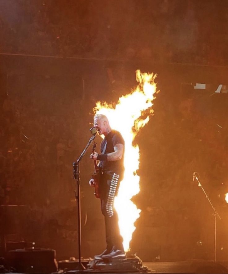 𝓗𝖊𝖆𝖛𝔂 𝕊𝕥𝕦𝕗𝕗 💥🎸 tweet media