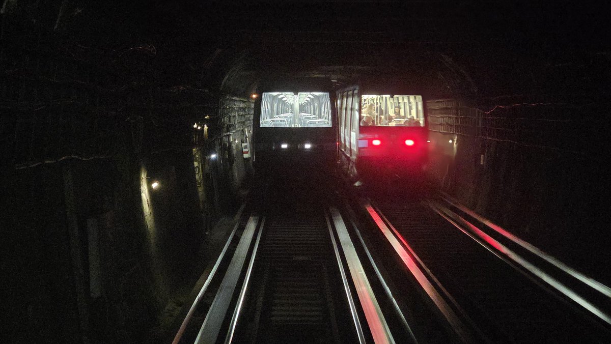 Parmatt_75's tweet photo. #SAET @Ligne4_RATP https://t.co/eQniUlbXTJ