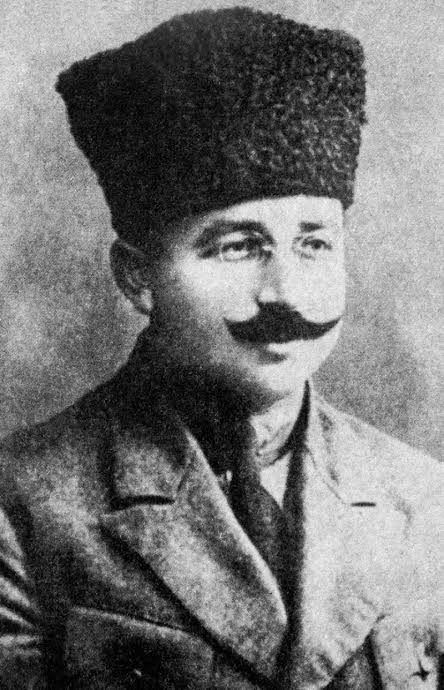 basayevturk's tweet photo. “Ali Şükrü’ye kıyan bilekleri keseceğiz; o bilekler, isterse sırmalı paşa bilekleri olsun.”

- 1. Meclis Mebusu Hüseyin Avni (Ulaş) https://t.co/116epo5OxM