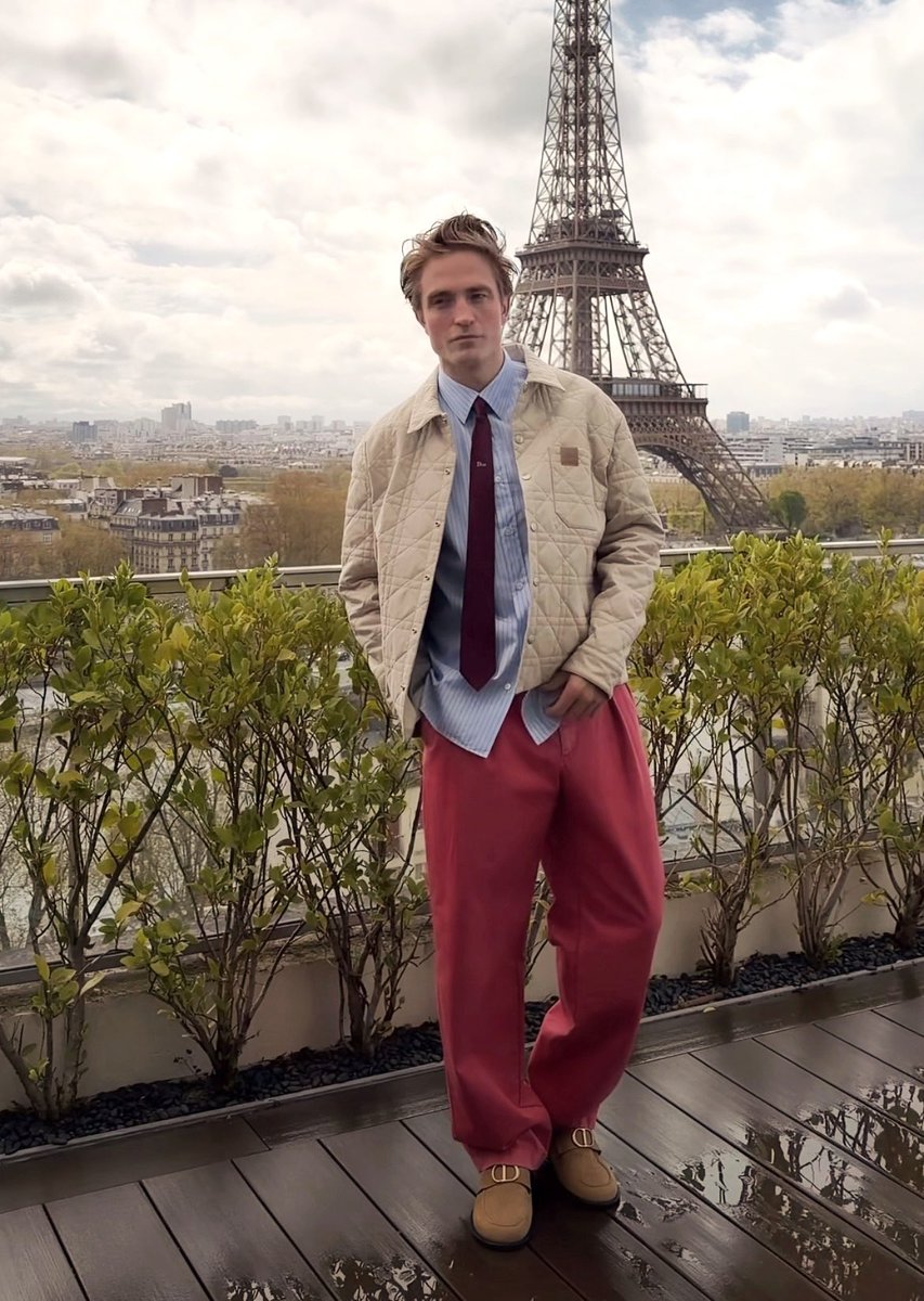Xpert_things's tweet image. # Zendaya and #Robert Pattinson for ‘#THE DRAMA’ press in Paris.