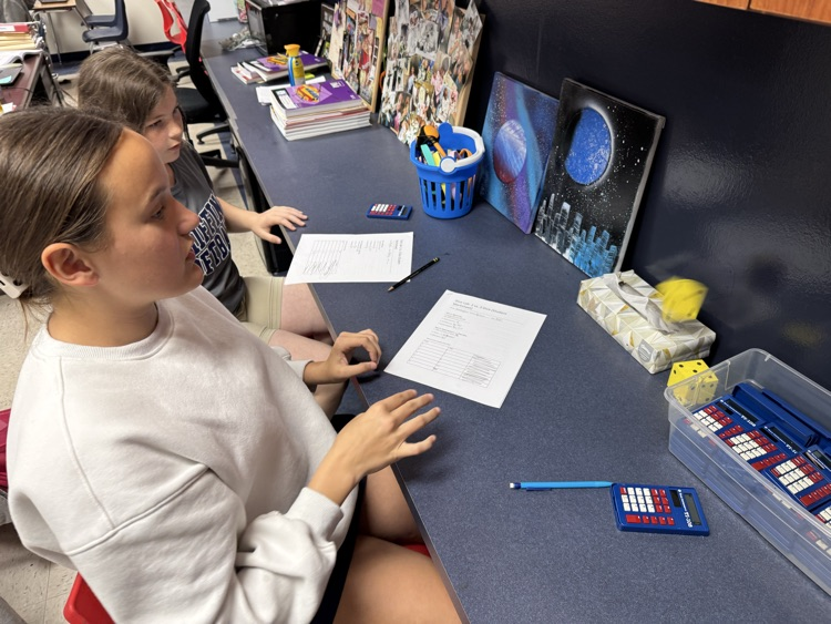 ndms_griffins's tweet image. Mrs. Thomas's 7th grade math students are having fun with theoretical and experimental probability! “Rolling” in to Spring Break!!! #GriffinsLoveMath #GriffinsWorkingTowardSpringBreak #MathIsFun