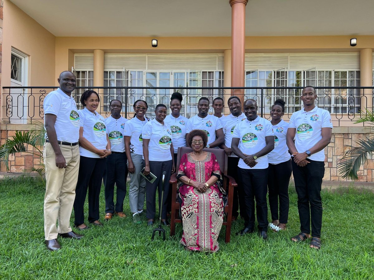 Hon. Dr. Kisembo Ronex Tendo tweet media