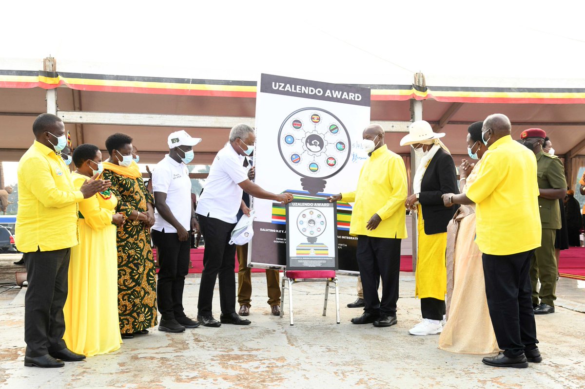 Hon. Dr. Kisembo Ronex Tendo tweet media