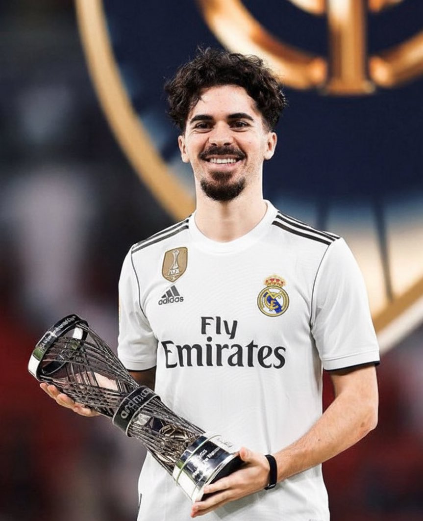 levite742's tweet image. "We all know that when Real Madrid call,No player on earth decline the call"
🤡