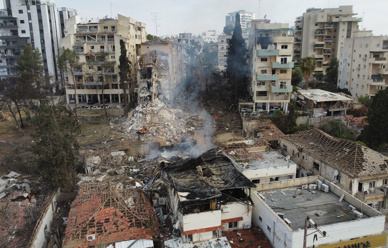 DynamiteNews_'s tweet image. 92,000+ Civilian Units Damaged in Iran

Iranian Red Crescent reports massive damage to homes, schools, and health facilities amid ongoing strikes.

#IranWar #Humanitarian #Crisis