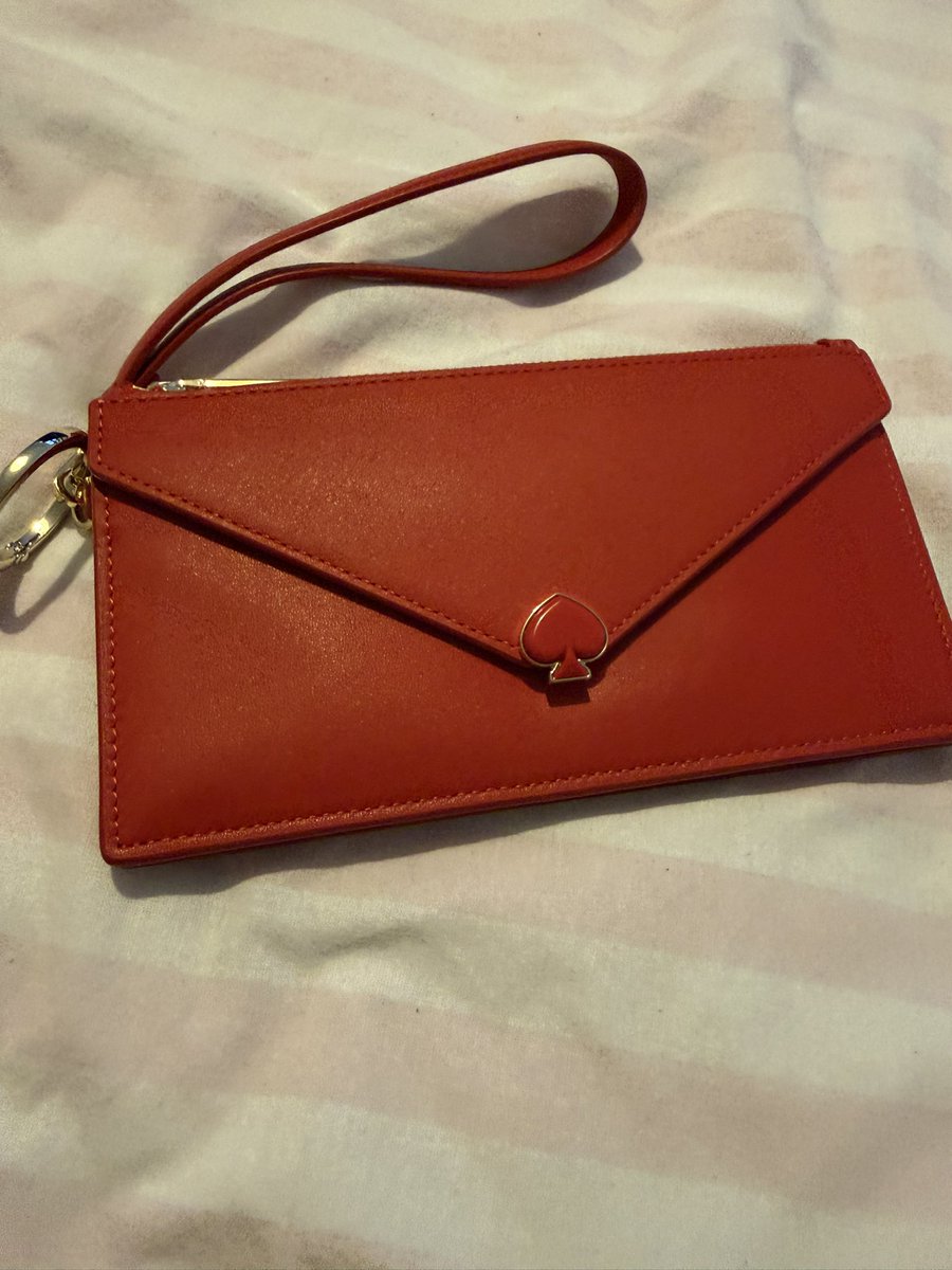 Lisa McNamara tweet media