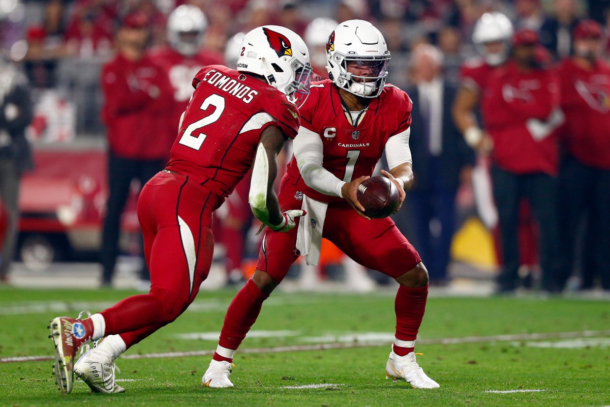 vikingzfanpage's tweet image. Chase Edmonds on his former teammate Kyler Murray signing with the #Vikings:

“I would just say that they are going to get the best version of Kyler Murray, one the NFL has not seen… He’s going to be more motivated than he’s ever been in his entire life.”

(Via @Kyle_Odegard)