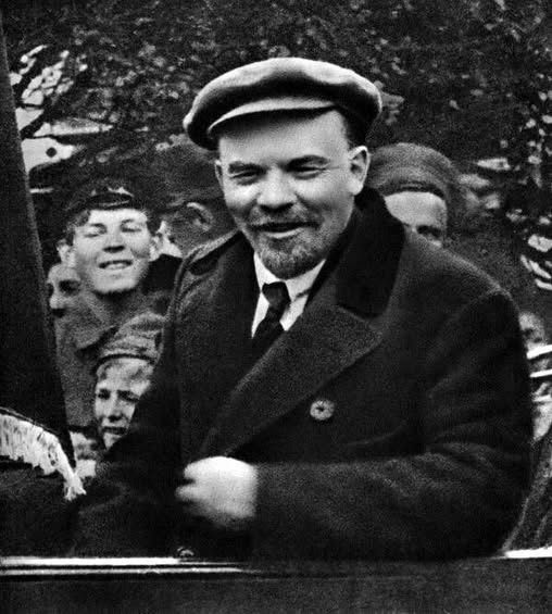 Antifa_Ultras tweet media